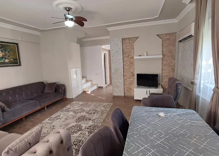 Villalemoon * באלאק